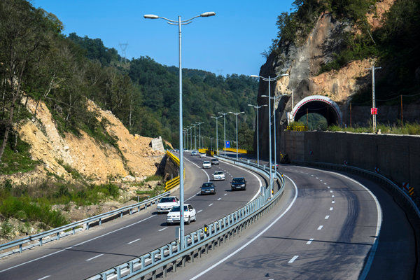 تلاش وزارت راه، کاهش عوارض آزادراه تهران - شمال