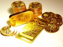 قیمت طلا نزدیک به بالاترین رکورد ۷ ساله ایستاد