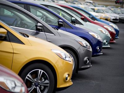 جدیدترین قیمت خودرو های وارداتی در بازار در 4 اسفند