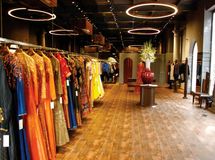  حتی به اندازه ۱۰ درصد نیاز بازار هم فروش نداریم