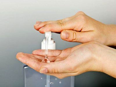  قیمت مصوب انواع ژل و محلول ضدعفونی‌کننده