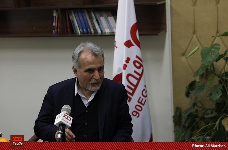 ۶۰۰ هزار مهندس کشور در شغلهای غیر مرتبط فعالیت میکنند
