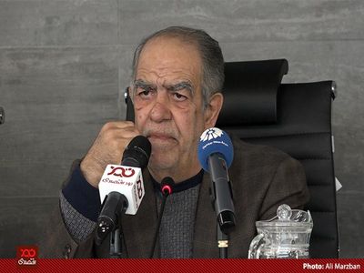 وضعیت شرکت‌های شستا رو به بهبود است و فقط ۷ شرکتش زیان‎ده است