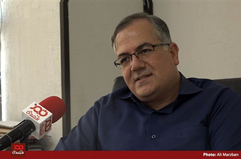 در سال‌های ۹۲ تا ۹۶ فرصت اصلاح ساختارهای اقتصادی کشور را داشتیم، اما کاری نکردیم