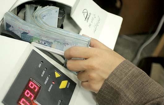 سپرده بانکی تهرانیها ۱۵ برابر سپرده شهروندان برخی استانهای محروم کشور است