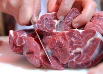 سقوط تولید داخلی گوشت قرمز به پایین‌ترین میزان ۳۰ سال اخیر/ با ۷۵۳ میلیون دلار واردات گوشت کمر تولید داخلی را شکستند