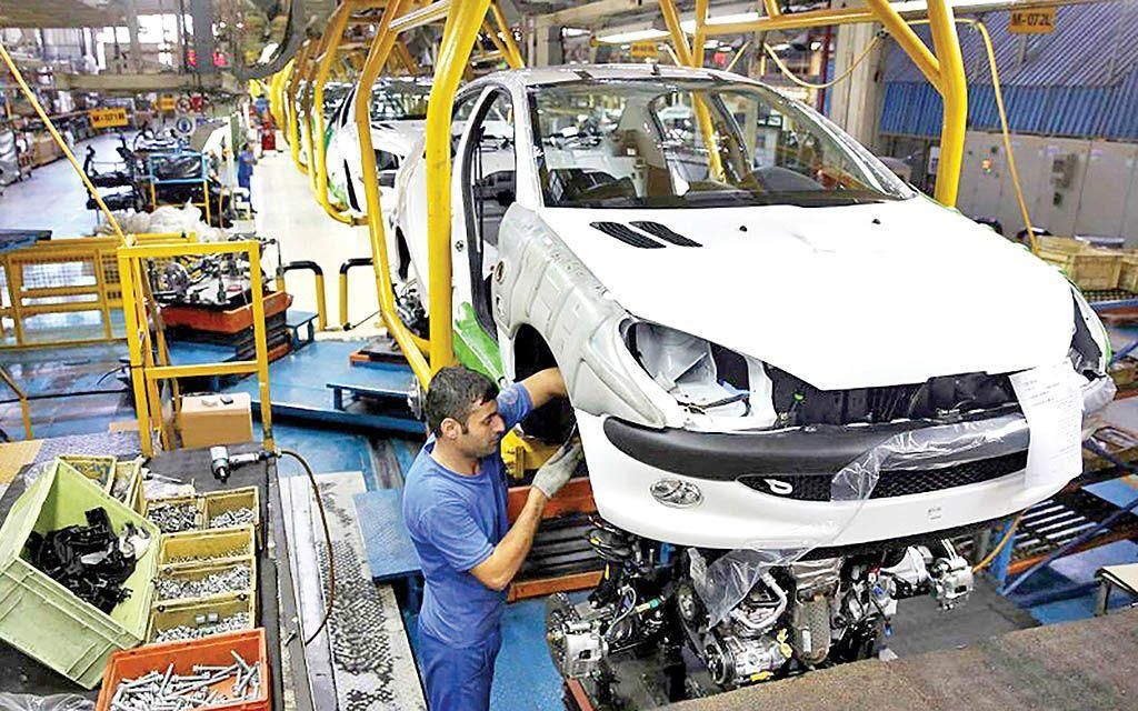 خودروسازان ۳۰ درصد تولید امسال را به مشتریان تحویل ندادهاند