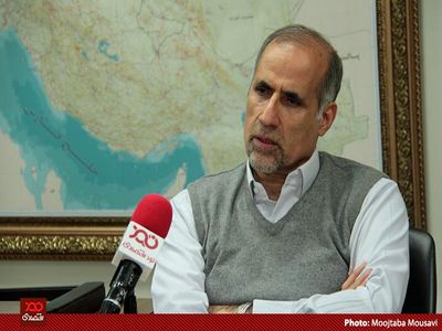 یکی از بهترین اقدامات دولت دهم، ادغام وزارتخانه صنعت و بازرگانی بود