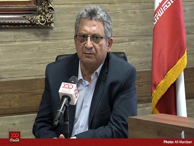 بسیاری از هم صنفی‌هایم ورشکست شدند، وام ۱۰ میلیون تومانی به چه درد بنکدار پارچه می‌خورد؟
