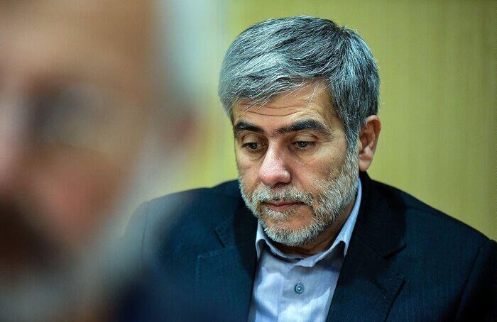 شرط افزایش قیمت حامل‌های انرژی واقعی شدن میزان دستمزد مردم است