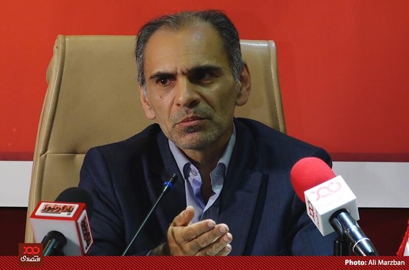 رشد غیر متعارف بازار سرمایه منجر به افزایش تورم و نقدینگی می‌شود