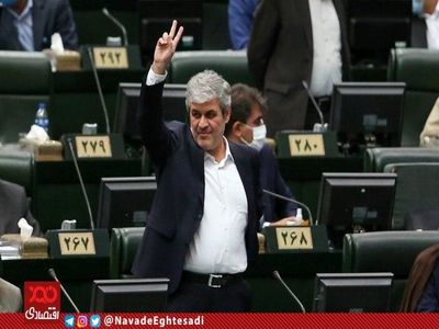 اعتبار نامه تاجگردون رد شد