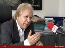 دولت ایران در اقتصاد لیبرال‌تر از آمریکا عمل کرده/ برای تامین کسری بودجه خود به شدت دست در جیب مردم کرده‌اند