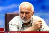 در سه ماه اخیر ۲۹ درصد از ارزش پول ملی کشور کاهش یافته/ هجوم مردم به بازارهای مختلف تورم خود افزا را به همراه دارد