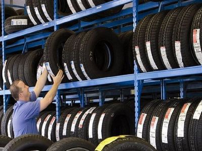 افزایش قیمت لاستیک مشکلات زیادی برای رانندگان ایجاد کرده/ بانک مرکزی در بحث تامین ارز همکاری کند