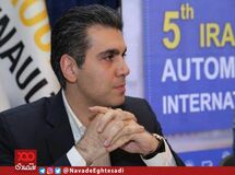 بانک مرکزی مقصر افزایش تعداد خودروهای ناقص در پارکینگ خودروسازان است