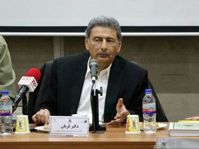 هرگونه خطا در کار کارشناسی طرح پیش فروش نفت، دولت یا مردم را در هنگام سررسید متضرر می‌کند