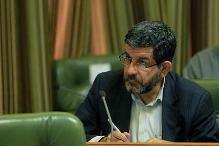 آقای روحانی اگر وقت کردید یک سری هم به بازار بزنید/ با روند فعلی شاهد تعطیلی گسترده صنایع خواهیم بود