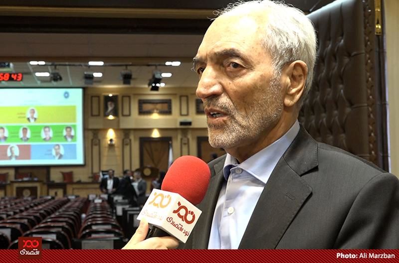 سرمایه گذاران خارجی تحت تاثیر آمریکا هستند/ باید سرمایه گذاران داخلی را حمایت کنیم، تا خارجیها هم تمایل به سرمایه گذاری پیدا کنند