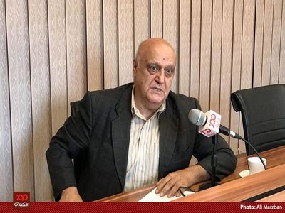 افزایش صادرات در شرایط کاهش ارزش پول ملی نشان دهنده قدرت اقتصادی کشور نیست