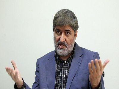 مقاومت ۳ ساله ملت ایران باعث شکست ترامپ شد