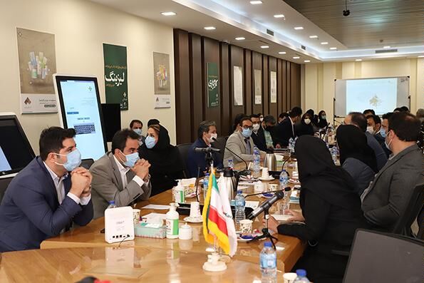 بانک کارآفرین از نرم‌افزار «هم‌آفرین» رونمایی کرد