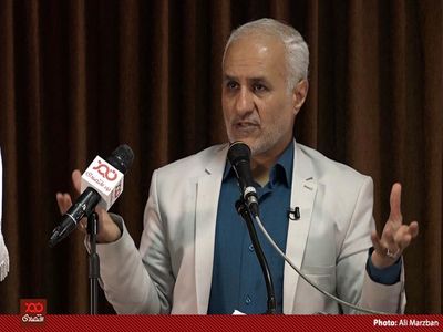 چی دارید دست دشمن که هر معاهده‌ای را امضا می کنید؟