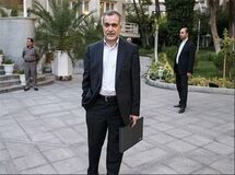به خاطر حسنات و خیراتی که انجام دادم در زندان هستم