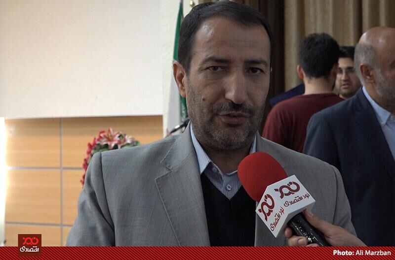 امکان کاهش و ثبات قیمت ارز تا ۲۰ هزار تومان وجود دارد