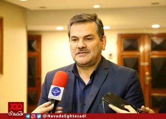 قیمت مرغ از هفته آینده تا چند هزار تومان کاهش می‌یابد/ باید صنعت مرغداری را نجات دهیم
