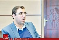 شیوه مدیریت دولت در بازار خودرو مضحک است