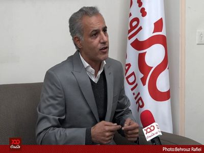 شما که حقوقدان هستید، چطور پروانه بهره‌برداری معادن را کاغذ پاره‌ می‌دانید؟