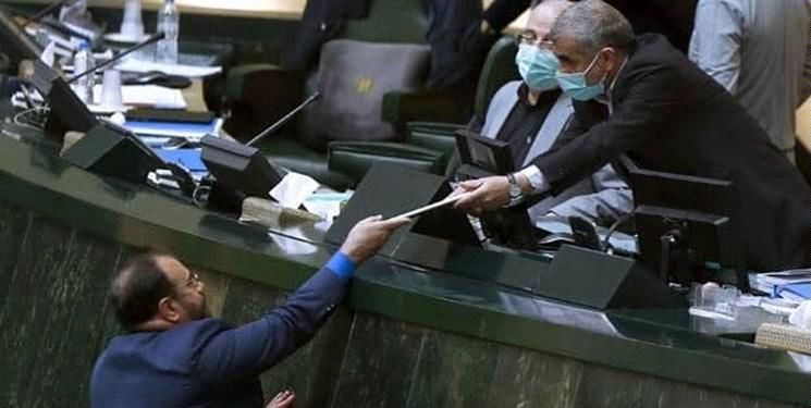  واکنش مخاطبان «نود اقتصادی» به نیامدن آقای رئیس جمهور برای تحویل لایحه بودجه ۱۴۰۰ به مجلس!