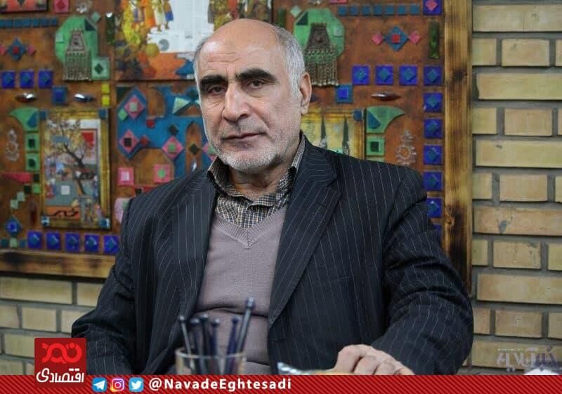  دولت شرایط تقسیم عادلانه کالاهای اساسی و مواد غذایی بین مردم را فراهم کند