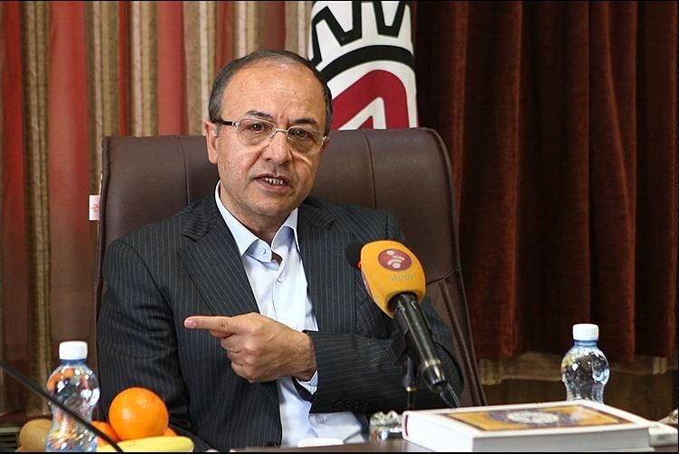  گرانی مرغ نتیجه عدم هماهنگی بین دستگاه‌هاست/ بخش توزیع کشور متولی مشخصی ندارد