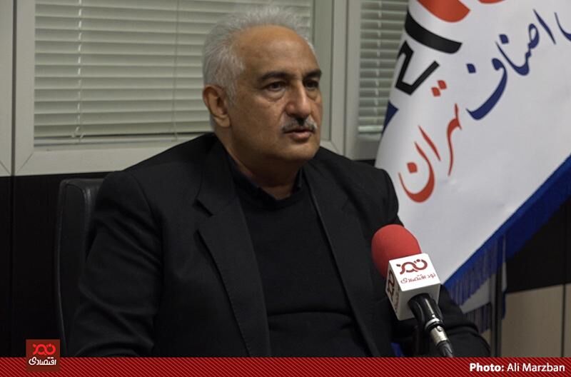 جلوگیری از ثبت سفارش و انحصار در واردات عامل گرانی موز است
