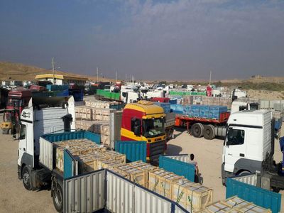 آذربایجان، کامیون‌های ایرانی را در مرز آستارا معطل می‌کند