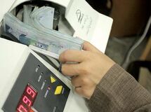 هر ۱۰۰ هزار میلیارد تومان کسری بودجه دولت که از منابع بانک مرکزی جبران شود ۲۲ درصد به میزان تورم اضافه می کند
