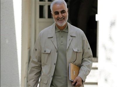 اولین حکم سردار سلیمانی را چه کسی صادر کرد؟ / ماجرای ۱۰۰ تعاونی کشاورزی و کارآفرین شدن افراد مسلح!