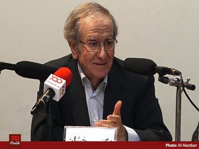 مسئولین دولتی حتی الفبای سیاست خارجی را هم درک نمی‌کنند