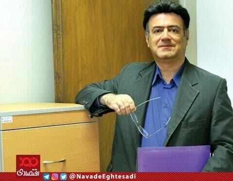 بانک مرکزی سیاست کاهش نرخ ارز با سرعت کم را در پیش گرفته است