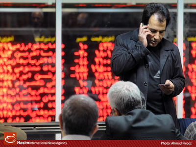 واکنش مثبت بورس به نتایج انتخابات / در نیم ساعت نخست معاملات امروز بورس 657 واحد رشد کرد!