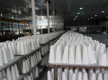 1500 کارگر کارخانههای قندی در آستانه بیکاری قرار دارند!/ از 800 هزار تن شکر وارداتی تنها 55 هزار تن آن به کارخانههای ما رسید