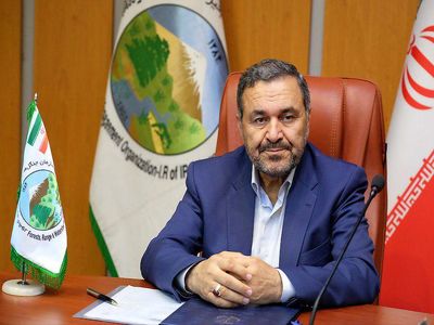 گرد و غبار کشور ازسه میلیون هکتار کانون درجه یک بحران زا تولید می شود/ سرانه بیابانی ایران بیش از 2 برابر جهان است