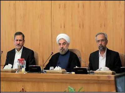 دولت بی سر و صدا مصوبه بازگشت حقوق‌های نجومی را صادر کرد/ سقف حقوق برای مدیران دولتی برداشته شد!
