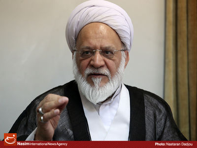 بانک مرکزی چون کمبود دلار دارد ارز را تک نرخی نمی‌کند