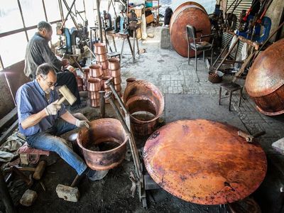 صنعت مسگری در دست انداز