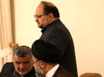 به این 4 دلیل، شریعتمداری به درد وزارت نمی‌خورد!