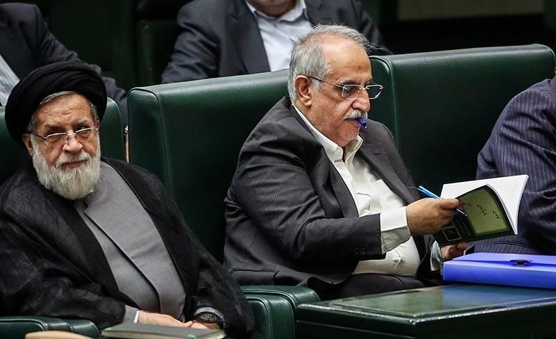 کرباسیان چطور خود را در دل روحانی جا کرد؟
