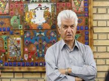 شورای رقابت به جای مقابله با انحصار خود را درگیر مسائل حاشیه‌ای مثل قیمت‌گذاری خودرو کرده/ خودروسازان در چند سال اخیر بیشترین ضربه را از شورای رقابت خورده‌اند